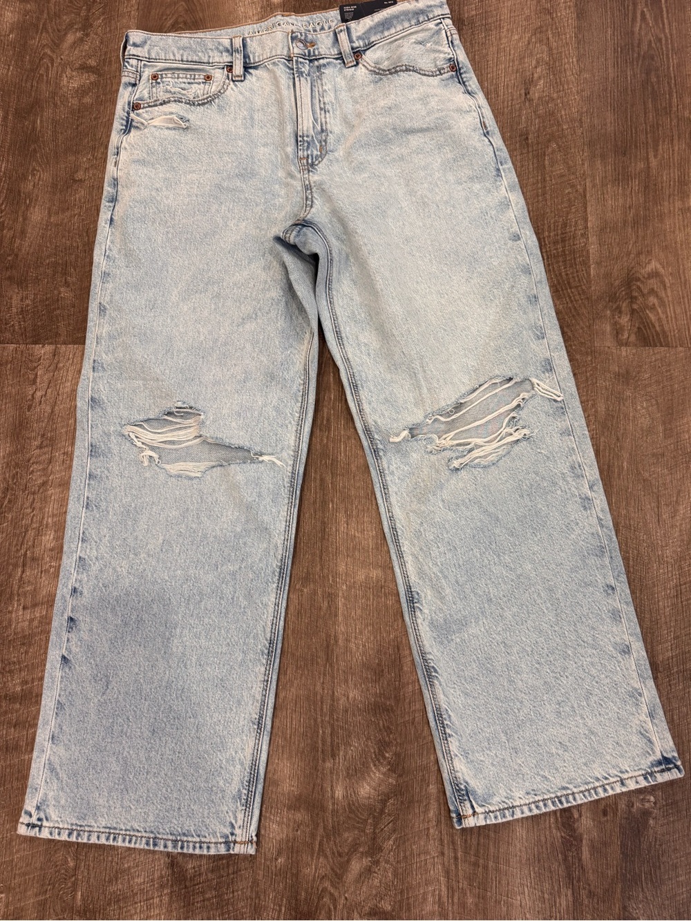 American Eagle Outfitters Light Wash Stovepipe Jeans